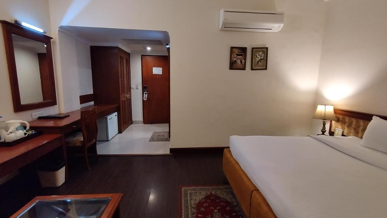 Hotel Sepal Bathinda Dış mekan fotoğraf