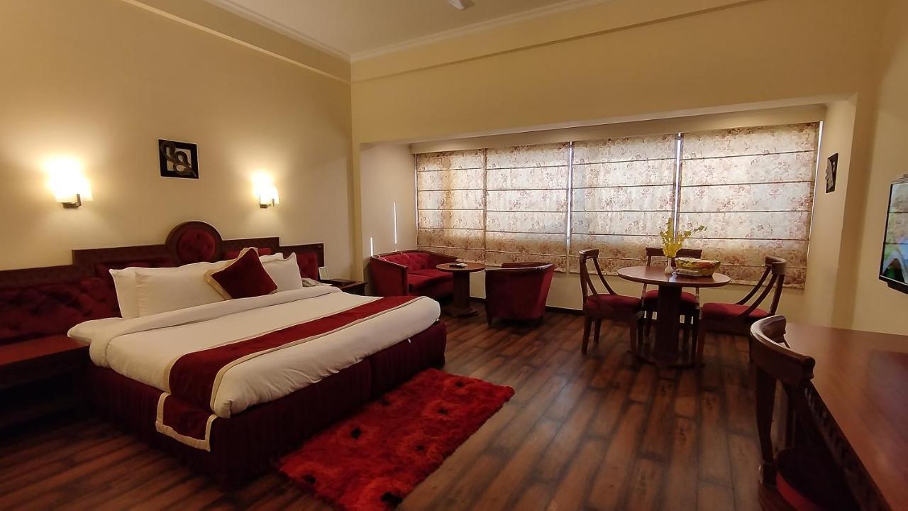 Hotel Sepal Bathinda Dış mekan fotoğraf