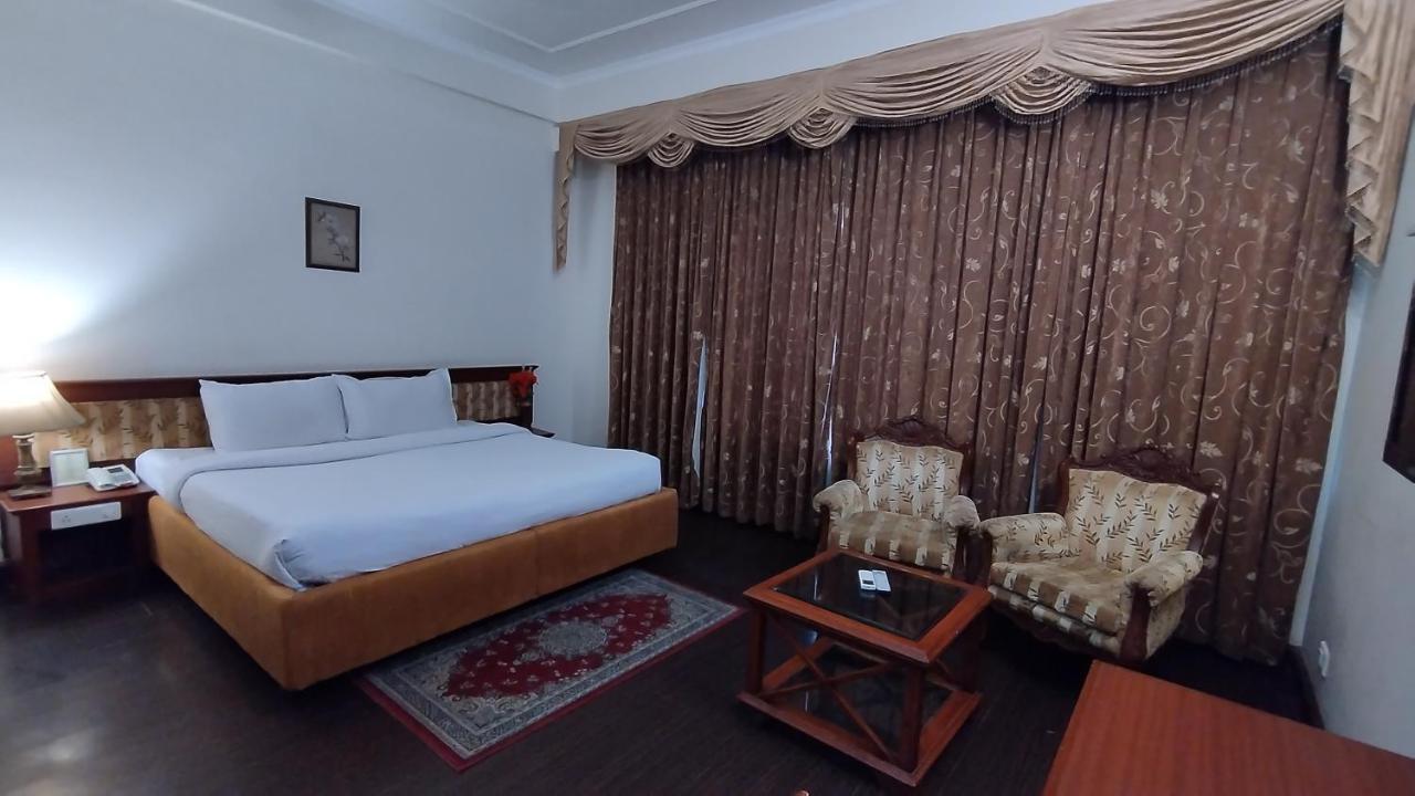 Hotel Sepal Bathinda Dış mekan fotoğraf