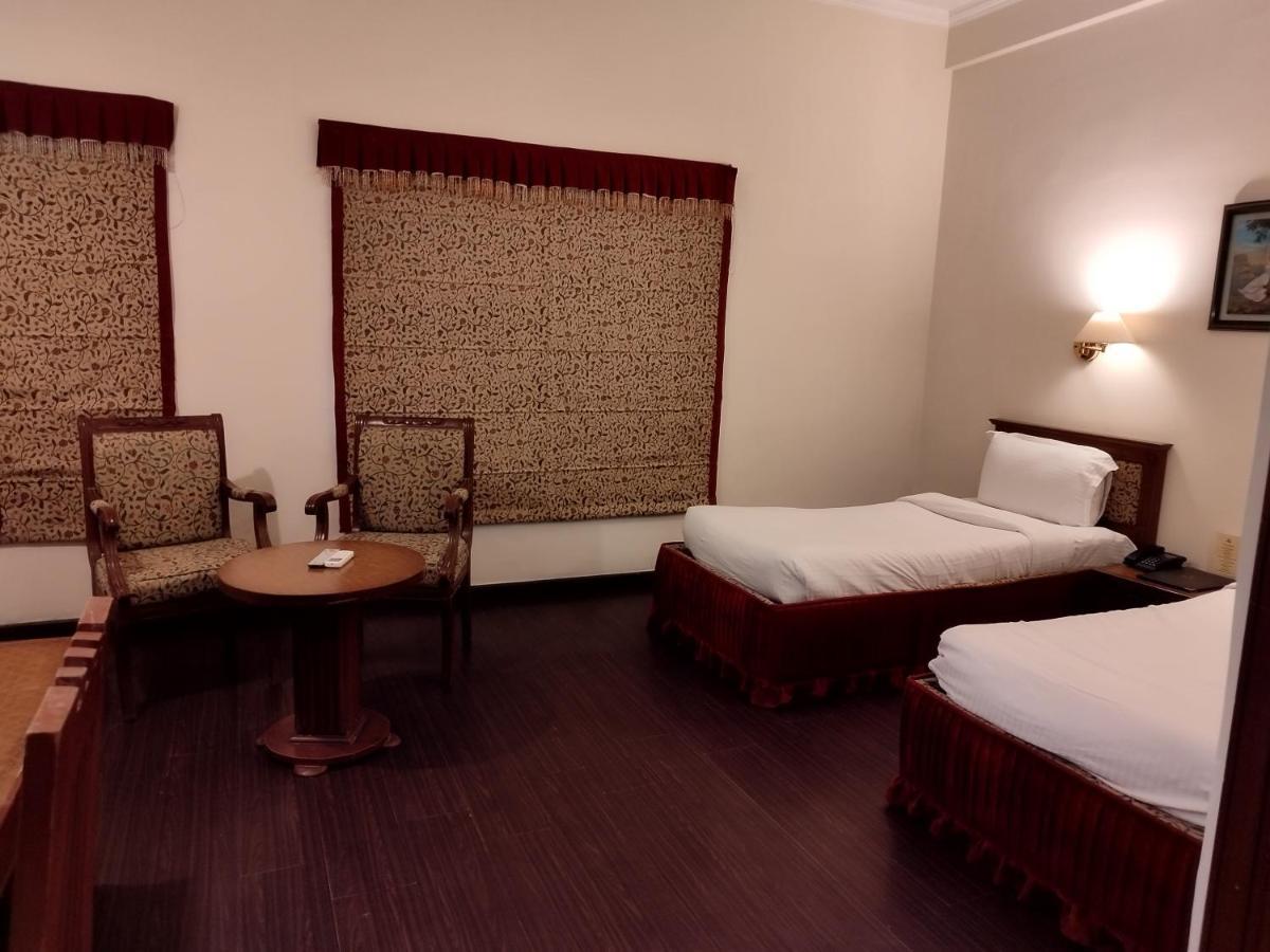 Hotel Sepal Bathinda Dış mekan fotoğraf