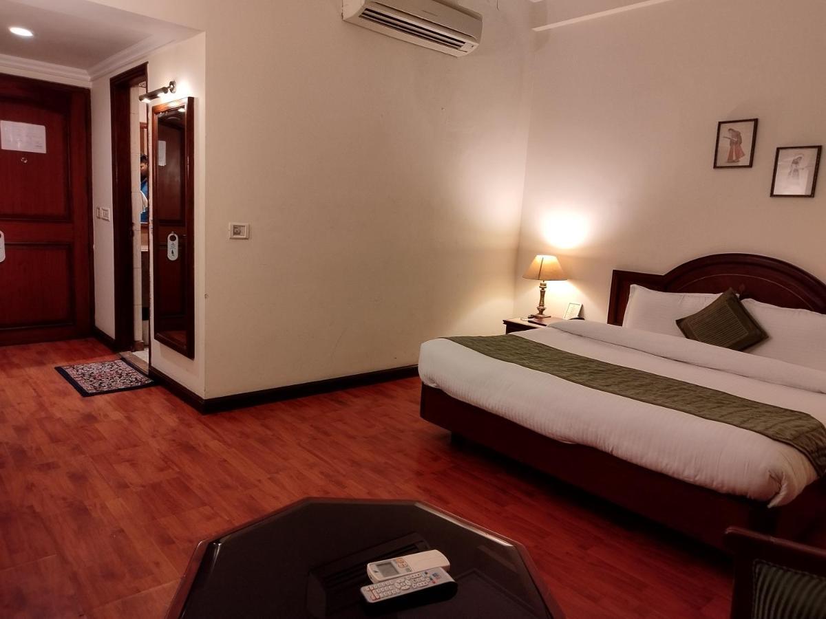 Hotel Sepal Bathinda Dış mekan fotoğraf