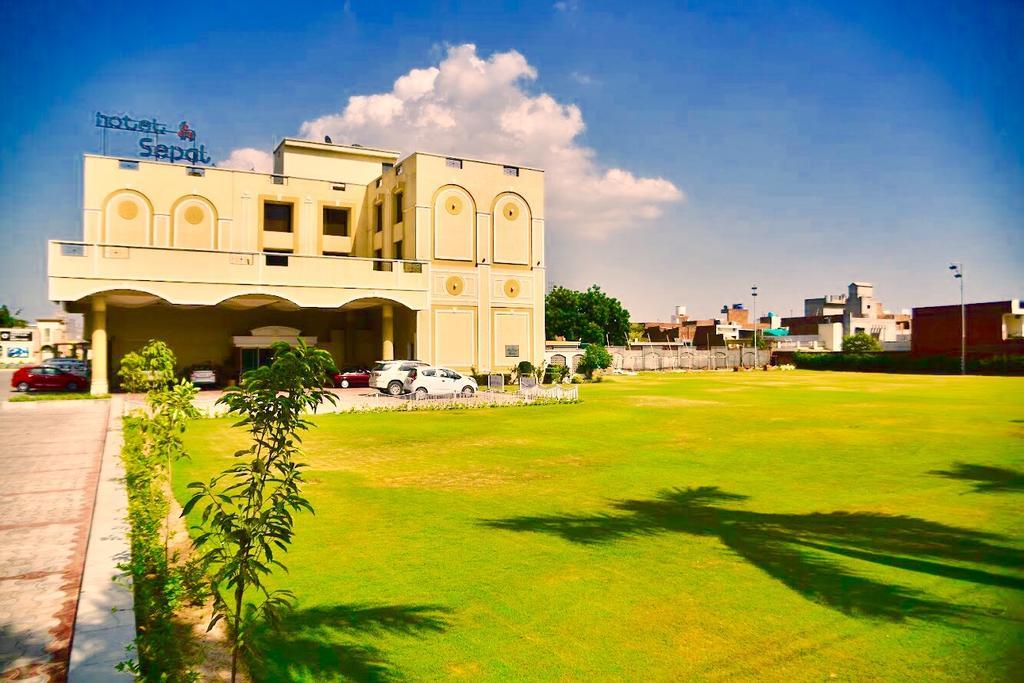 Hotel Sepal Bathinda Dış mekan fotoğraf